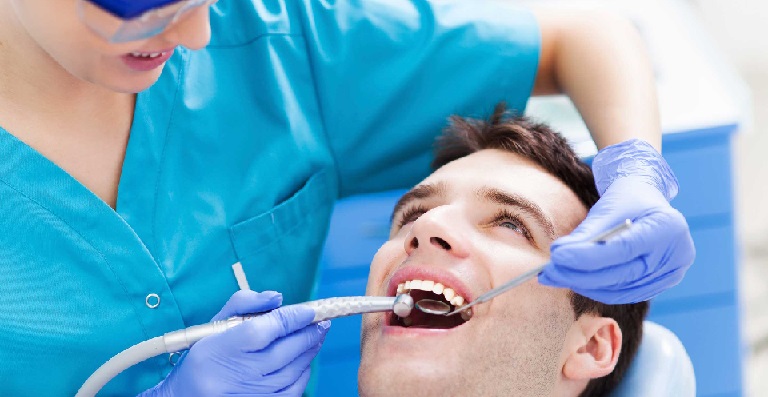 دوره آموزشی تکنسین دستیار دندانپزشک دوره آموزشی تکنسین دستیار دندانپزشک